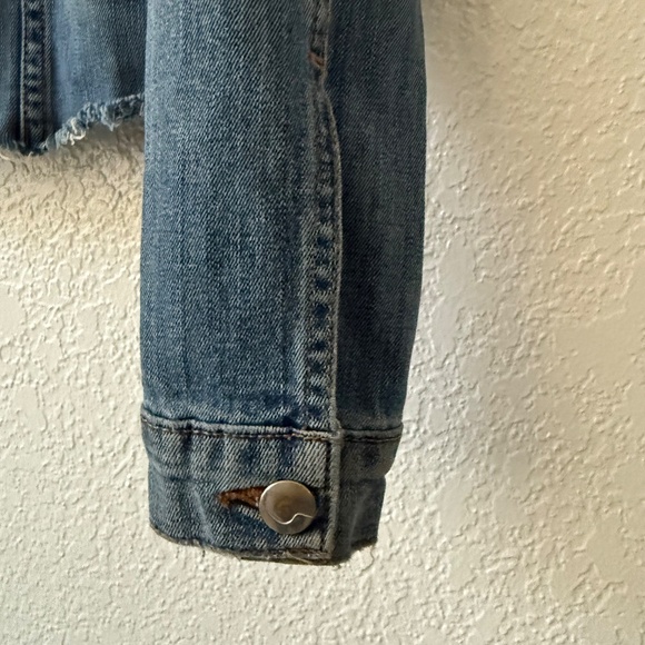 Joe’s Women’s Distressed Frannie Relaxed Slightly Thrashed Denim Jacket Small - Picture 5 of 16